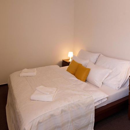 Litvan Sunset Apartments Ческе-Будеёвице Экстерьер фото