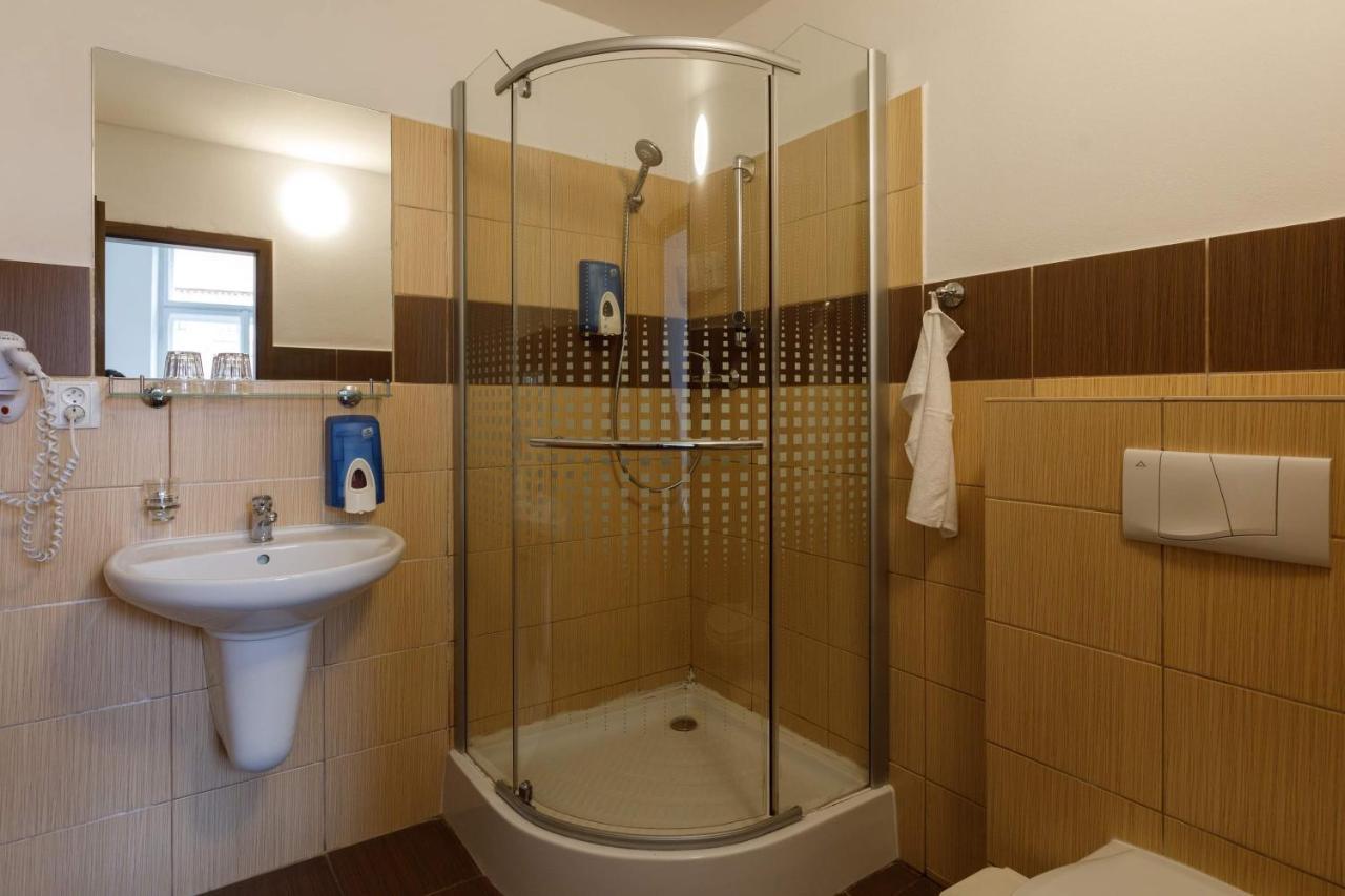 Litvan Sunset Apartments Ческе-Будеёвице Экстерьер фото